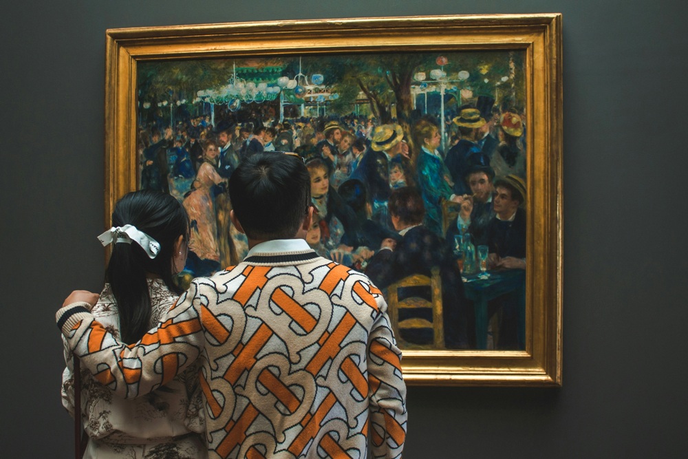 VIDEO: How to Visit an Art Museum