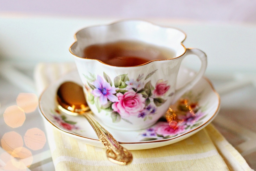 VIDEO: What to Know About Afternoon Tea Etiquette