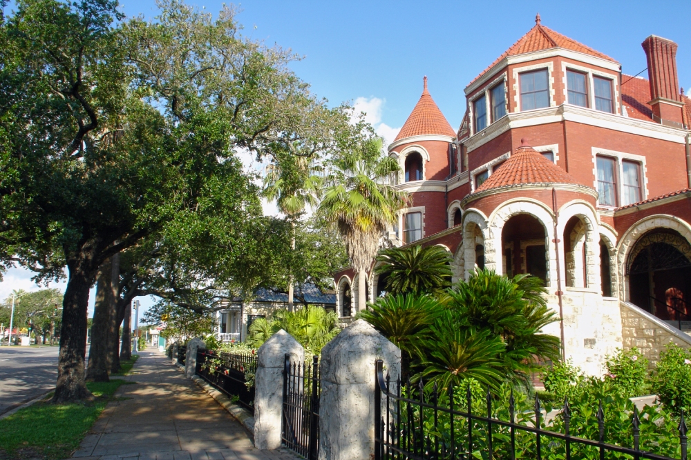 100+ Things To Do in Galveston, Texas | AIA Sandcatle Competition, Colonel Paddlewheel Boat, Broadway Beauties, The Strand, Historic Pleasure Pier | Life and Leisure | Galveston Island, Texas, USA