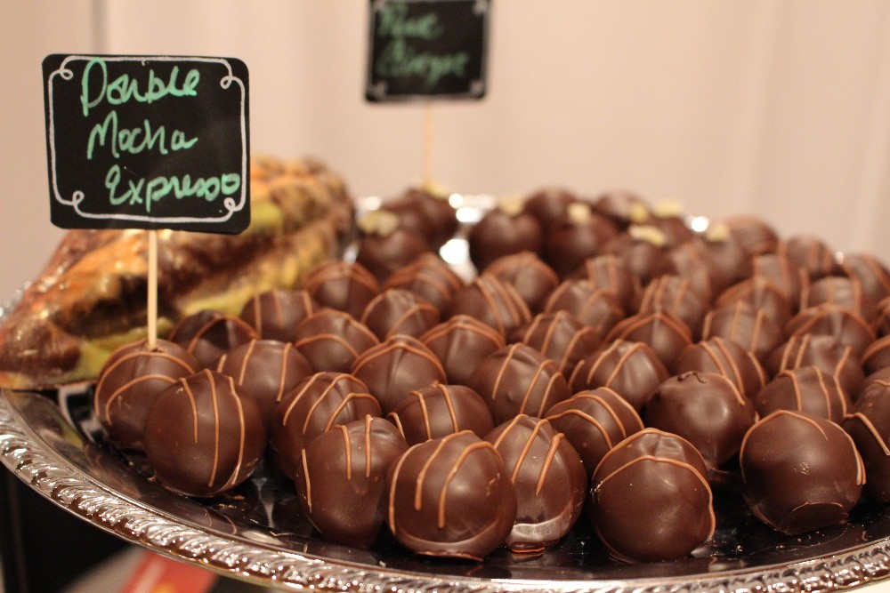 What to Know About Tasting and Purchasing Fine Quality Chocolate Confections