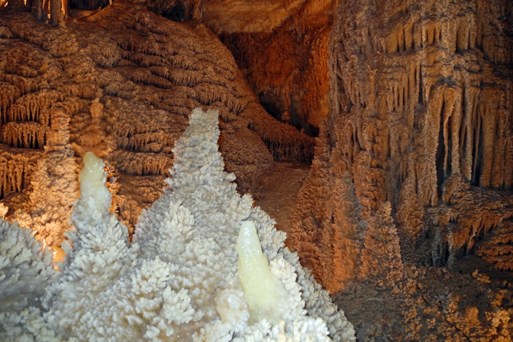 The Best Public Show Caves in Texas | Information | Texas, USA