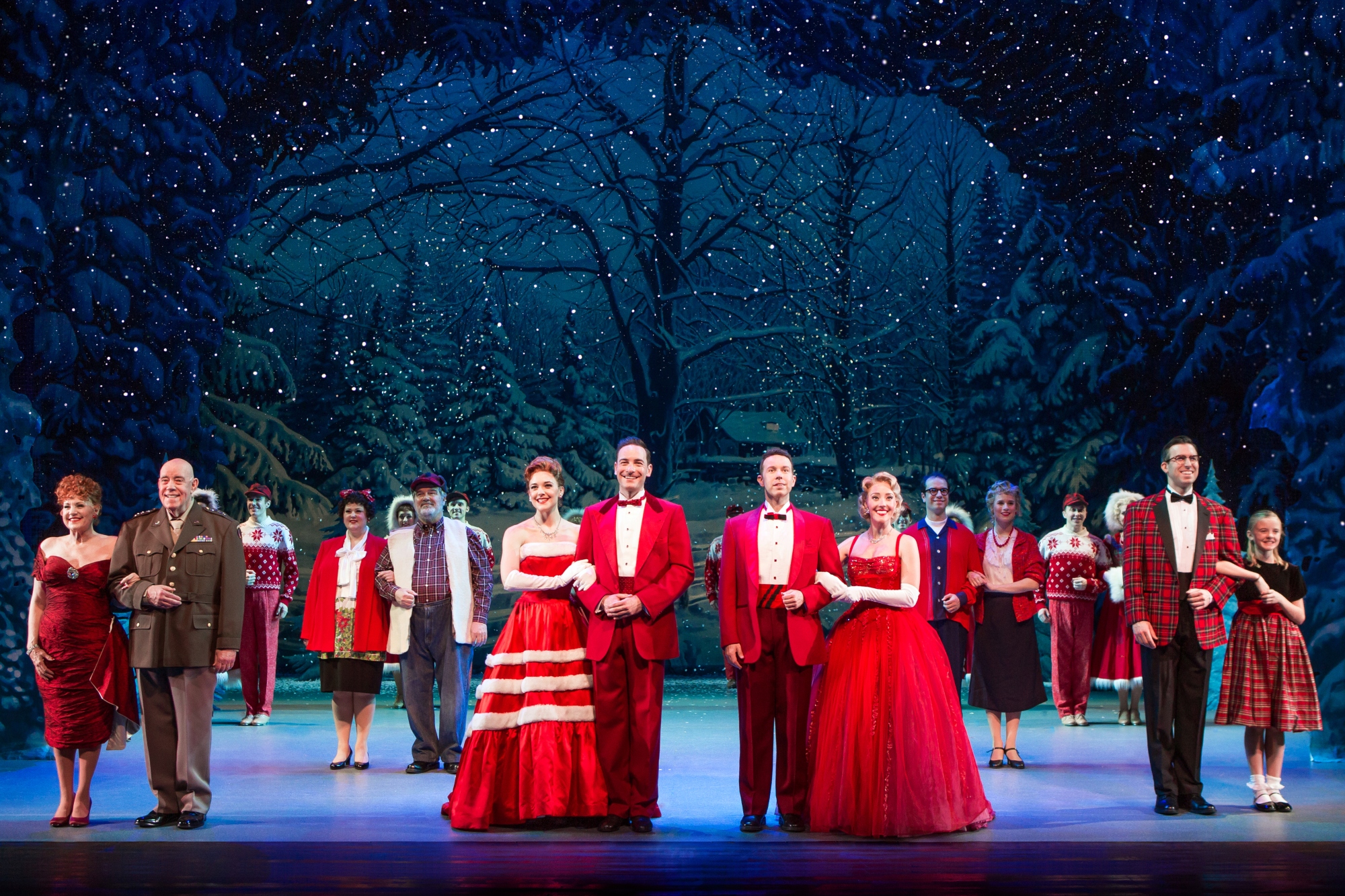 Irving Berlin's White Christmas | Theater Review | by Sherri Tilley | Dallas Summer Musicals | Musical Hall at Fair Park | Dallas, Texas, USA