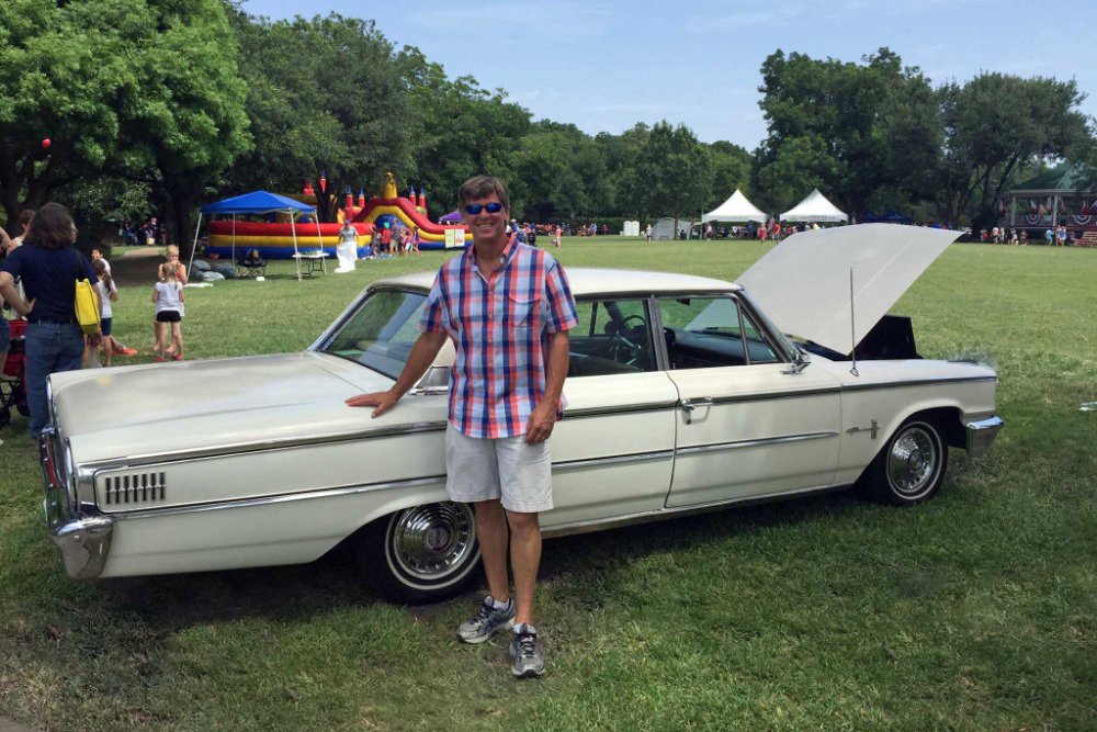 Park Cities Historic and Preservation Society Classic and Antique Car Show