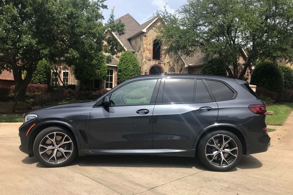 Review: 2021 BMW X5 xDrive45e