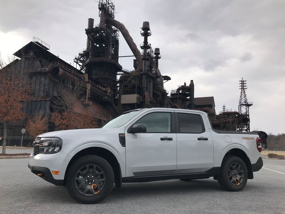 2023 Ford Maverick XLT Tremor AWD Redefines Versatility