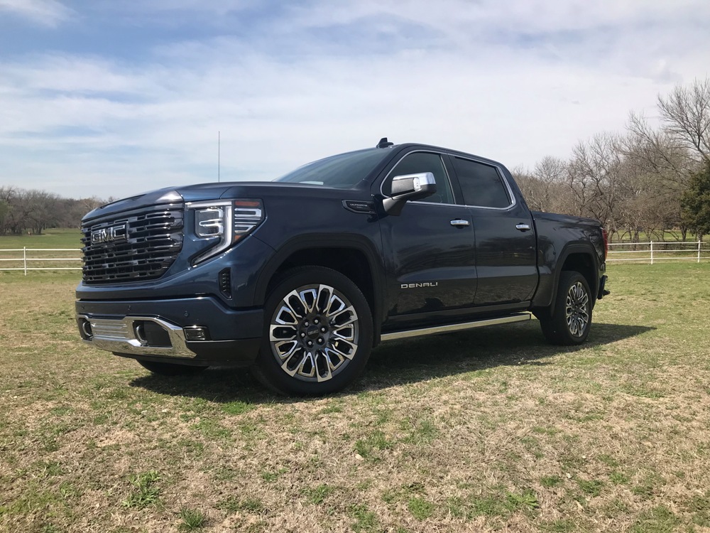 2023 GMC Sierra Denali Ultimate Combines Luxury and Power