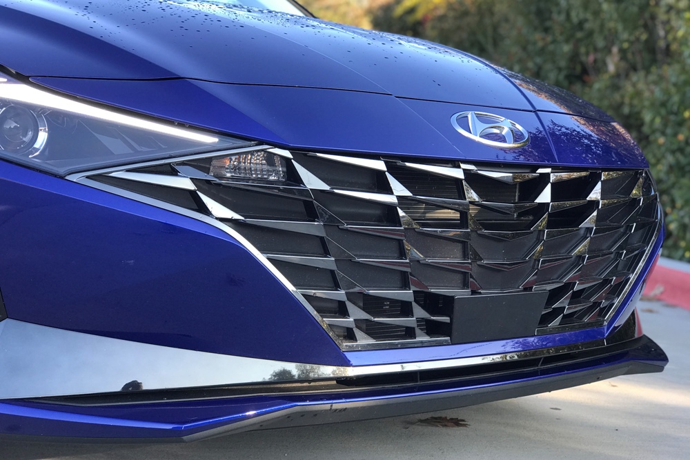 Review: 2021 Hyundai Elantra SEL AWD