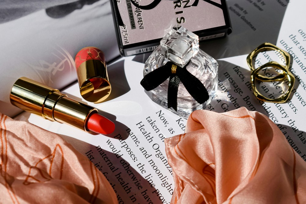 Consider recent trends expected to drive the mini bag market as materials evolve, designs adapt, and consumer attitudes change. Discover Mini Bag Fashion Innovations