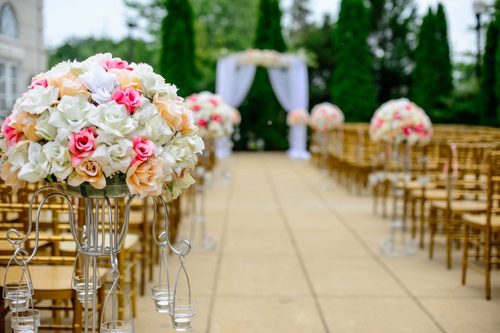 Explore creative inspirations and logistical strategies for selecting the perfect location for your wedding celebration. How to Select a Wedding Venue That Reflects Your Style and Story