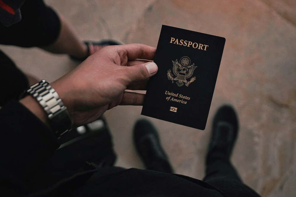 It can be difficult to know what's ok and what's not, so consider these pointers to save yourself trouble somewhere down the line. 5 Things to Avoid in a Foreign Country