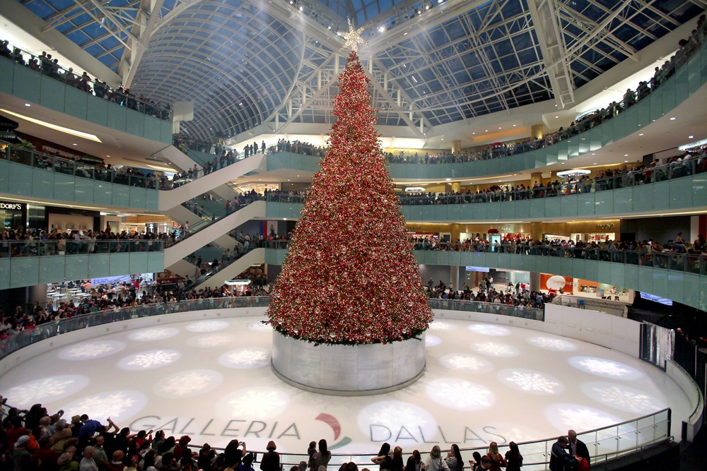 Olympic & World Champion Skaters Light Up the Ice at Galleria Dallas for  Macy's Grand Tree Lighting Celebration
