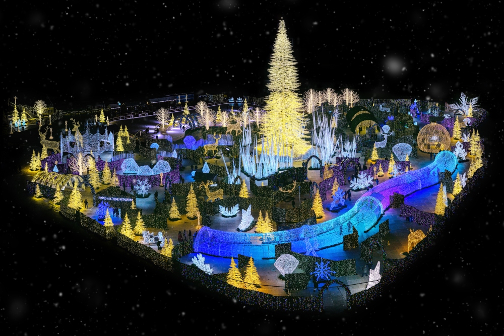 Enchant, the World's Largest Christmas Light Spectacular, Returns to
