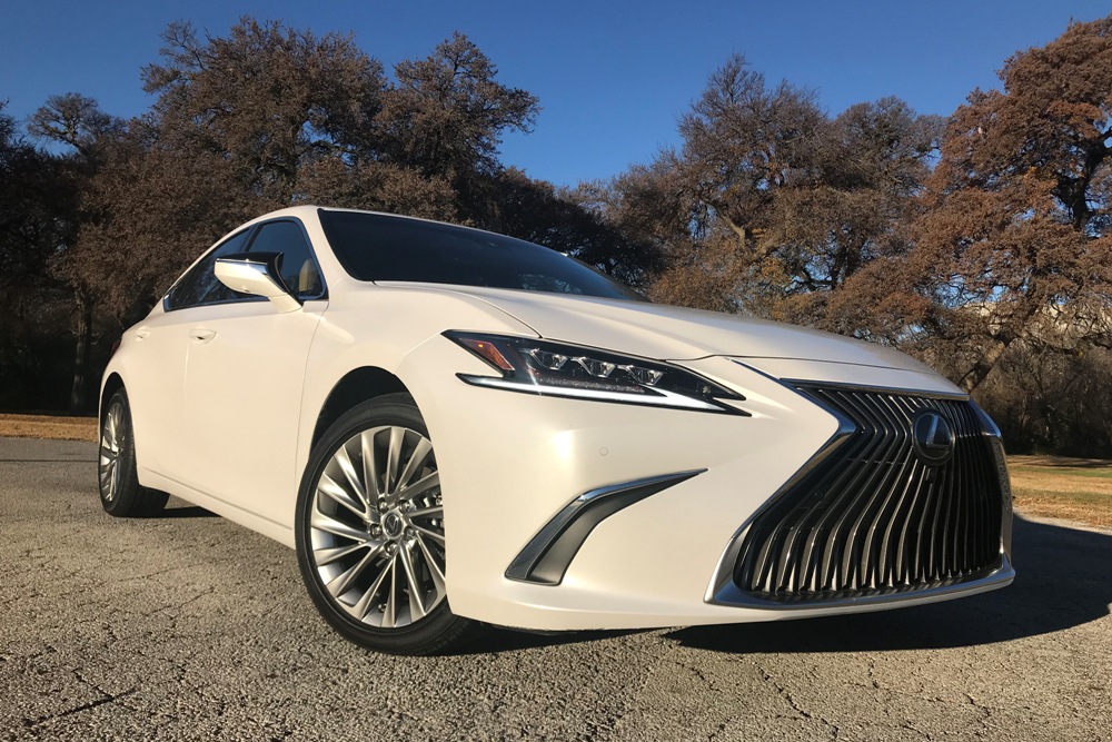 Review: 2021 Lexus ES 250 AWD Ultra Luxury