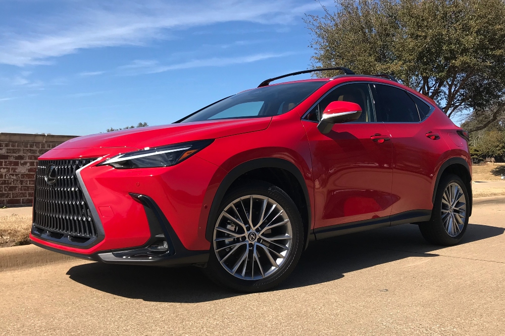 Lexus Gives 2024 NX 350h Refining Upgrades