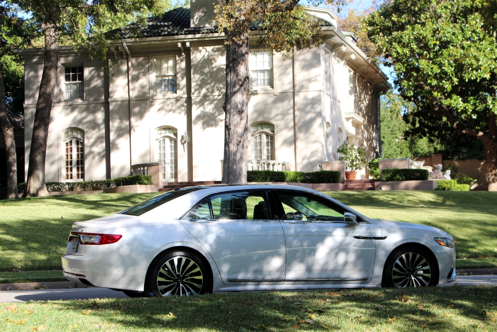 2017 Lincoln Continental